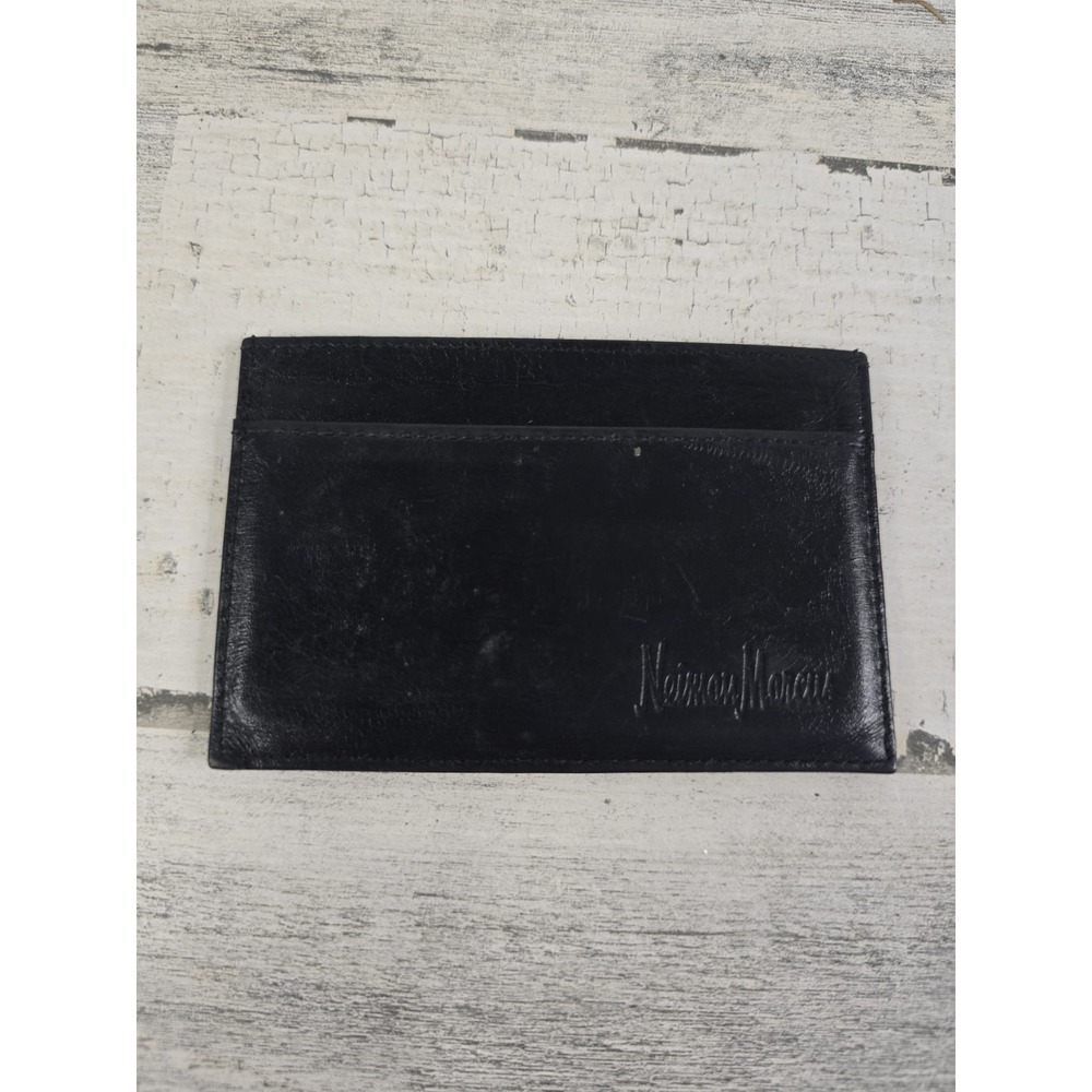Neiman Marcus Mens Black Leather Slim Card Holder Minimalist Wallet Logo